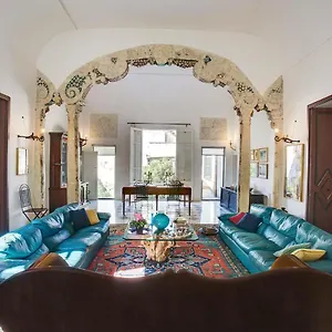 Massa House Bed & Breakfast