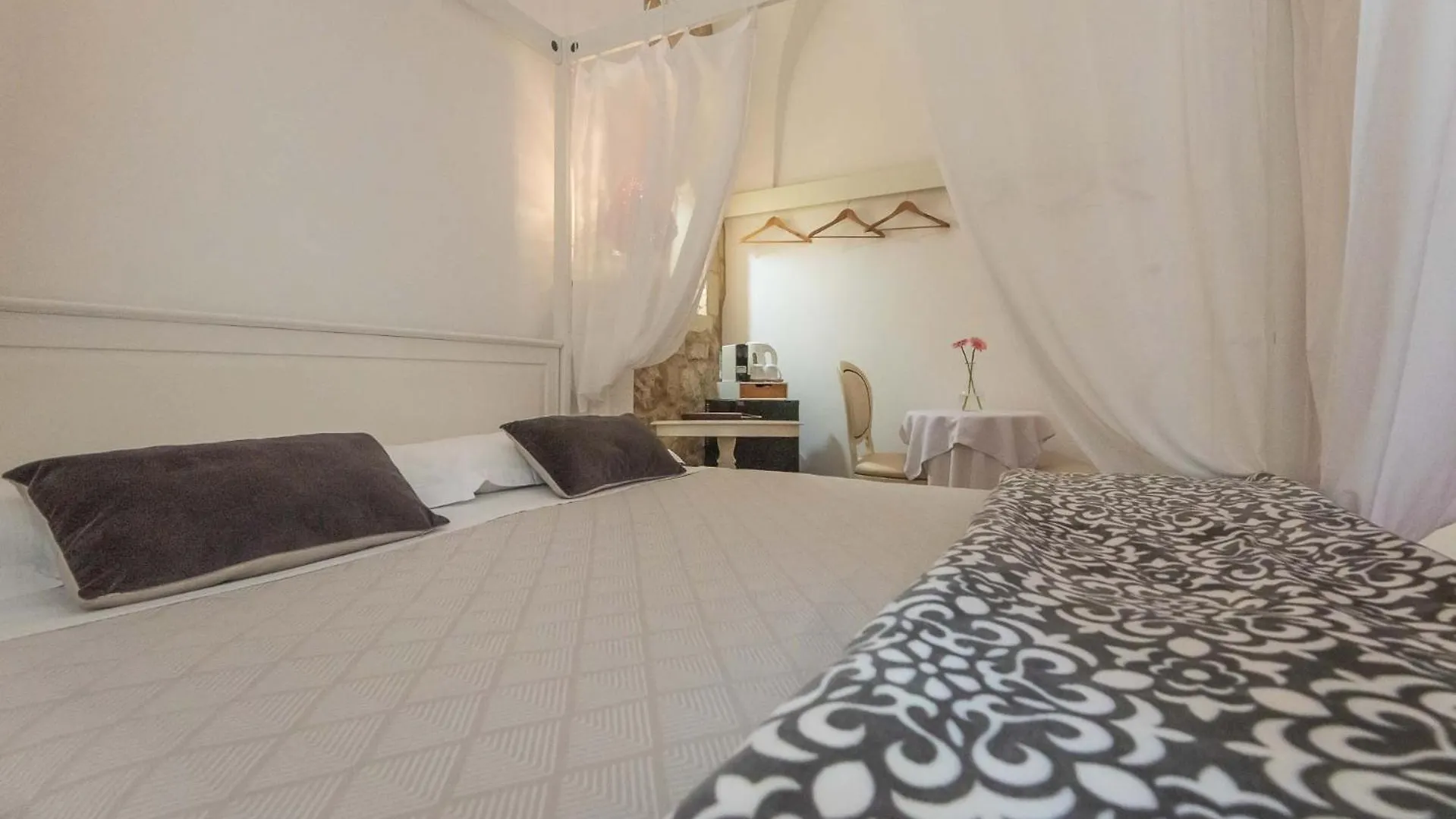 ** Bed & Breakfast Le Nicchie Luxury Rooms Lecce Italy
