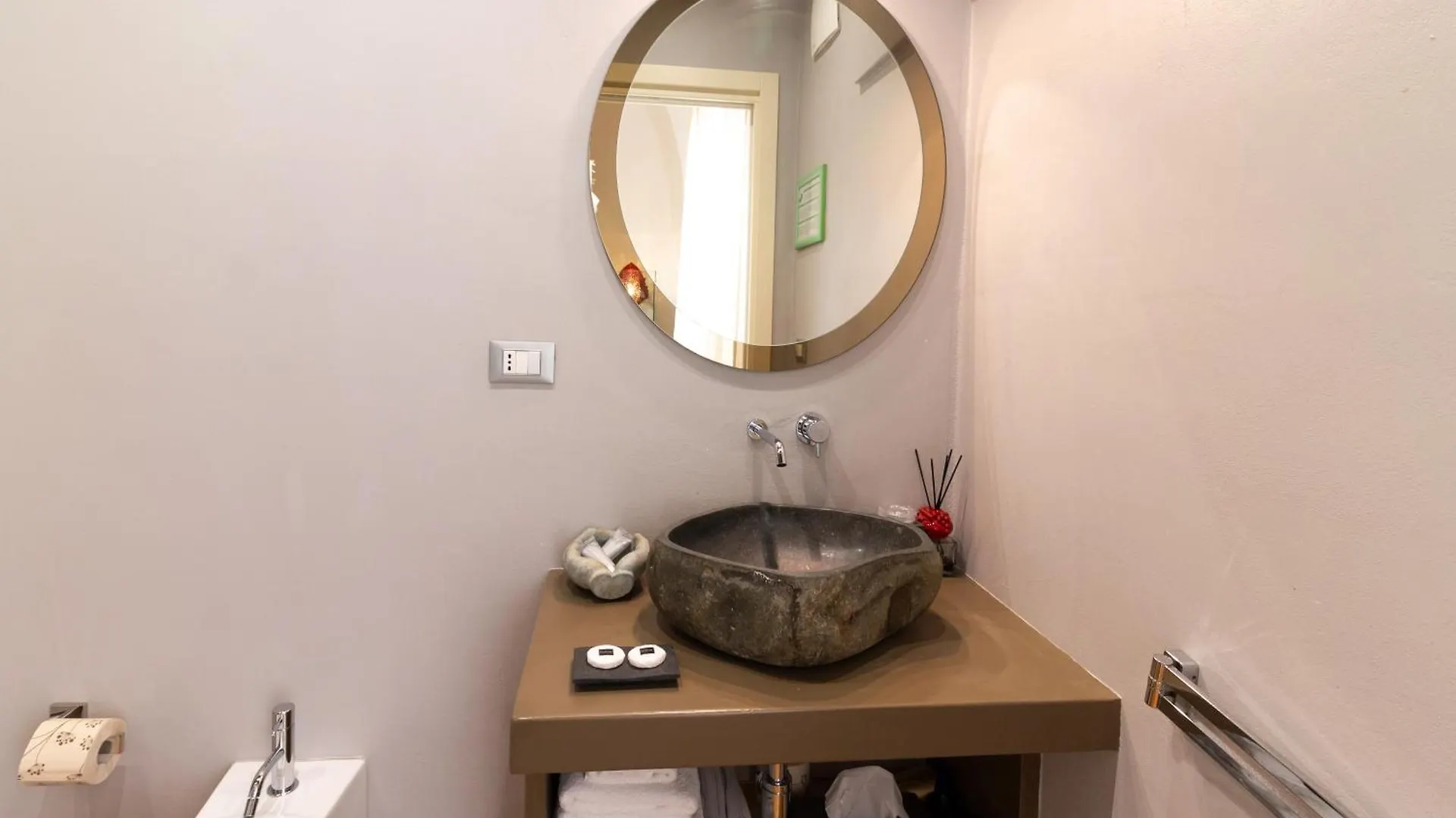 Le Nicchie Luxury Rooms Lecce Bed & Breakfast